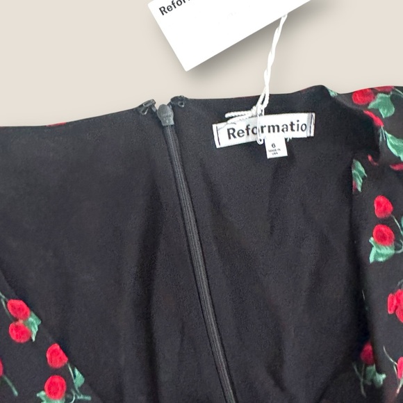 Reformation | Ferris Dress | Cherry Pie Print | Size 6 | NWT - Picture 8 of 12